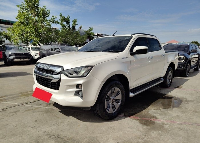 ISUZU
             
                 for Sale for Sale